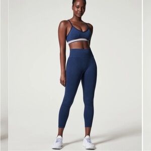 Spanx seamless size small leggings